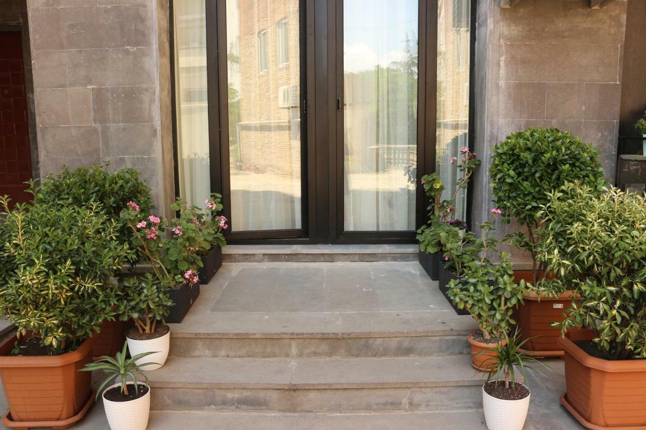 Vere Side Hotel Tbilisi ภายนอก รูปภาพ